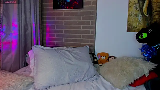 liam oficial02 online show from January 9, 2026, 3:53 am