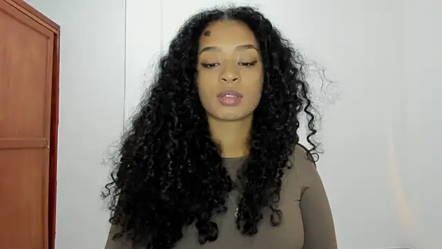 avellanatammy online show from October 15, 2025, 7:41 am