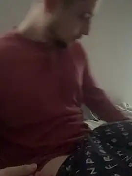 Snapshot of justinj27 chatting on February 8, 2025, 1:22 pm justinj27 online show from February 8, 2025, 1:22 pm