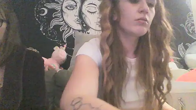 Snapshot of halobabe7620 chatting on December 31, 2024, 8:48 am halobabe7620 online show from December 31, 2024, 8:48 am
