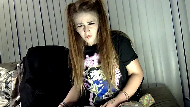 Snapshot of halobabe7620 chatting on January 17, 2025, 1:35 pm halobabe7620 online show from January 17, 2025, 1:35 pm