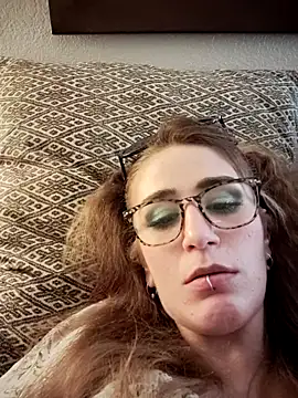 Snapshot of halobabe7620 chatting on March 16, 2025, 12:33 pm halobabe7620 online show from March 16, 2025, 12:33 pm