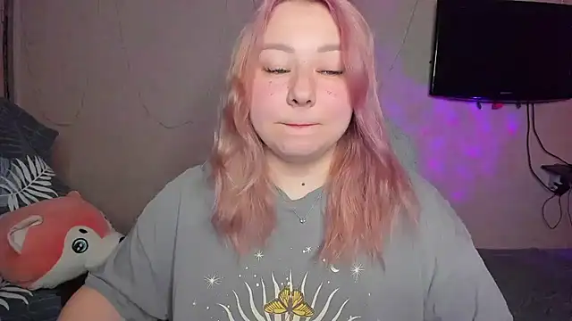 Milafoxxxy online show from December 5, 2025, 7:50 am