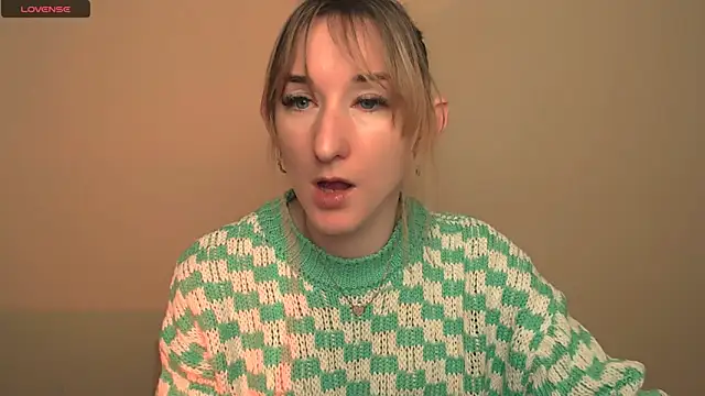 AmandaSell online show from December 19, 2025, 9:05 am