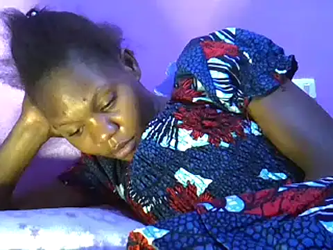 Cute tamara online show from January 18, 2025, 3:42 am