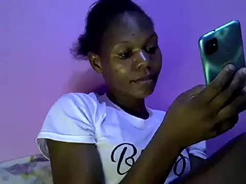 Cute tamara online show from January 19, 2025, 7:04 pm