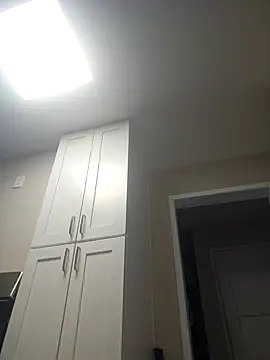 den-rock4u online show from April 12, 2026, 2:49 am