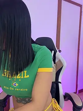 Snapshot of Dj_scarlettmorreti chatting on September 13, 2025, 4:07 pm Dj scarlettmorreti online show from September 13, 2025, 4:07 pm