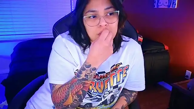 miacanela xo online show from January 27, 2025, 6:19 am