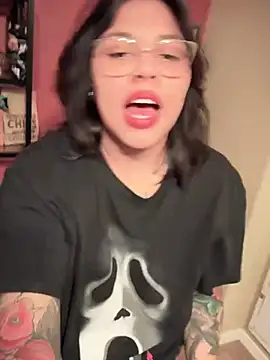 miacanela xo online show from January 30, 2025, 5:19 am