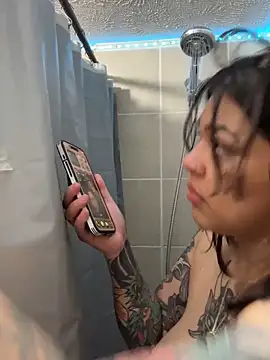 miacanela xo online show from October 13, 2025, 4:01 am