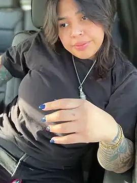 miacanela xo online show from February 13, 2026, 9:44 pm