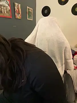 miacanela xo online show from March 23, 2026, 12:14 am