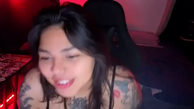 miacanela xo online show from July 7, 2026, 10:47 pm