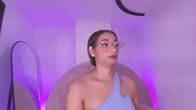 vale ross  online show from March 26, 2026, 3:01 am