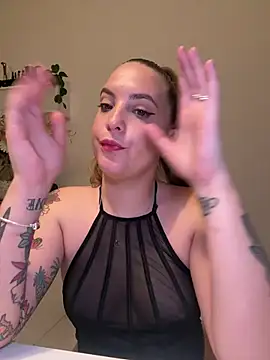 Snapshot of LiliMorganxxx chatting on June 25, 2026, 9:30 pm LiliMorganxxx online show from June 25, 2026, 9:30 pm