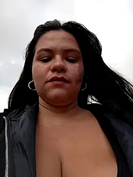 Snapshot of Julieta-tits chatting on January 10, 2025, 9:31 pm Julieta-tits online show from January 10, 2025, 9:31 pm