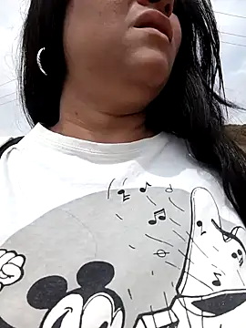 Snapshot of Julieta-tits chatting on February 2, 2025, 4:32 pm Julieta-tits online show from February 2, 2025, 4:32 pm