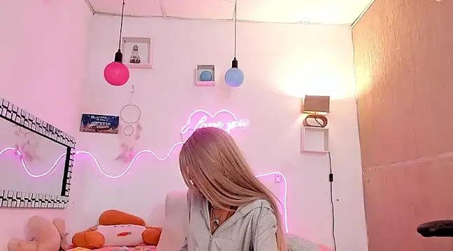 lilith horny online show from March 6, 2025, 11:25 am