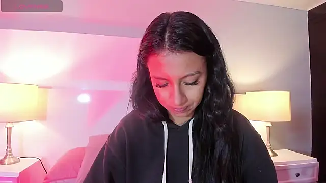 Tamaraakins online show from October 24, 2025, 1:07 pm