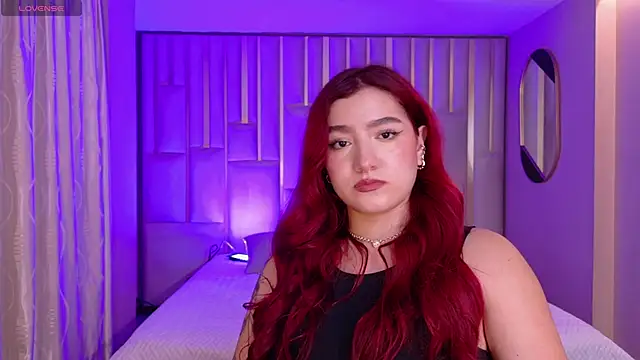 Snapshot of ViolettCastel chatting on March 25, 2026, 9:32 pm ViolettCastel online show from March 25, 2026, 9:32 pm