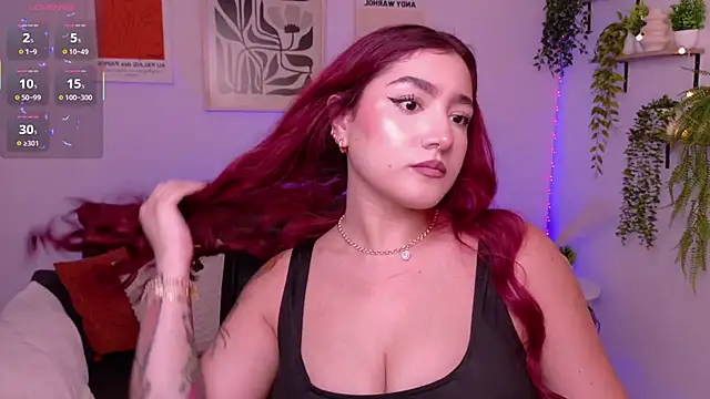 Snapshot of ViolettCastel chatting on April 5, 2026, 7:00 pm ViolettCastel online show from April 5, 2026, 7:00 pm