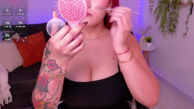 Snapshot of ViolettCastel chatting on April 11, 2026, 4:44 pm ViolettCastel online show from April 11, 2026, 4:44 pm