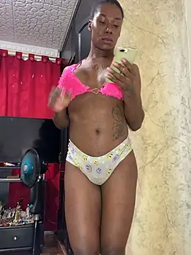 sweetsarabig22cm online show from January 8, 2025, 7:45 pm