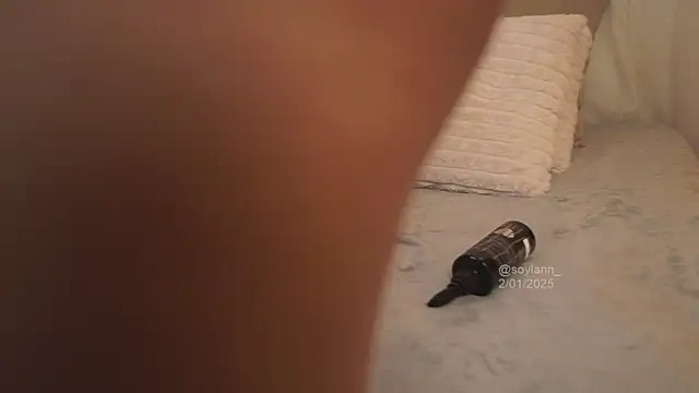 Snapshot of lanie__ chatting on January 3, 2025, 1:05 am lanie online show from January 3, 2025, 1:05 am