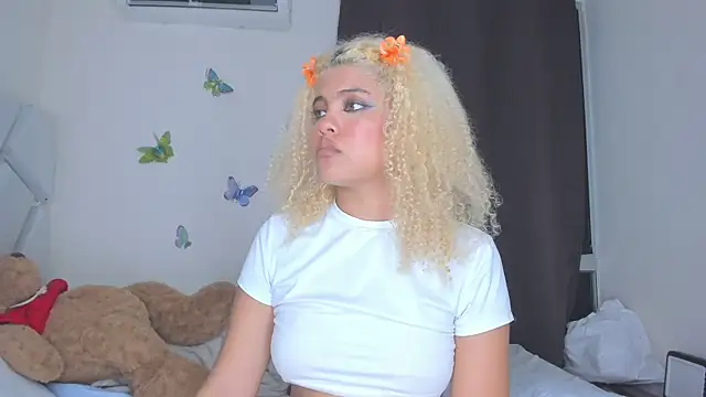 sofiacastillo01 online show from January 11, 2026, 1:54 am