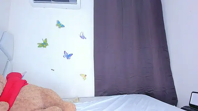 sofiacastillo01 online show from March 19, 2026, 6:45 pm