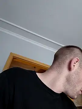 Snapshot of Bartzrl chatting on September 13, 2025, 7:52 am Bartzrl online show from September 13, 2025, 7:52 am