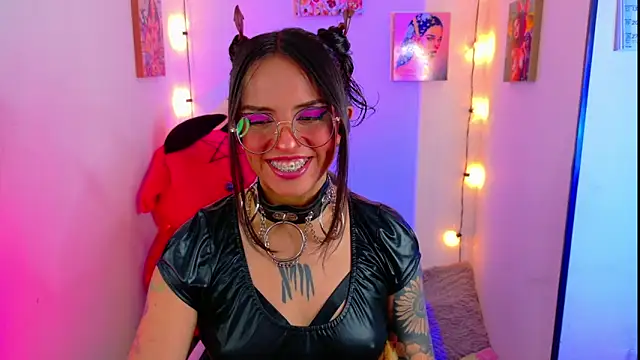 Snapshot of Dann_dan chatting on January 28, 2025, 3:04 am Dann dan online show from January 28, 2025, 3:04 am