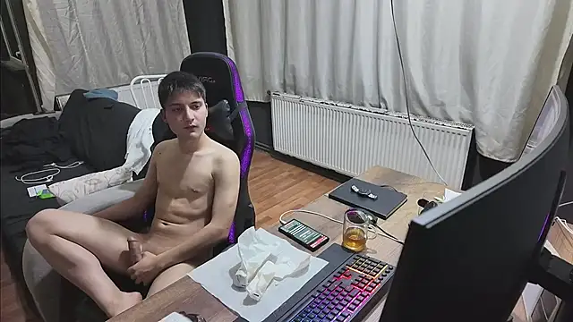 Snapshot of istebenboylebiradamim chatting on December 11, 2024, 5:15 pm istebenboylebiradamim online show from December 11, 2024, 5:15 pm