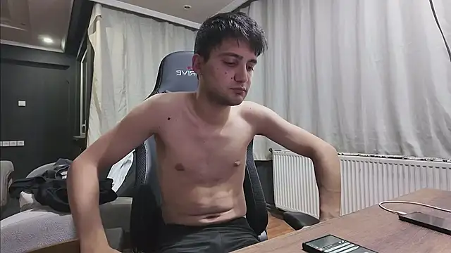 Snapshot of istebenboylebiradamim chatting on December 13, 2024, 6:27 pm istebenboylebiradamim online show from December 13, 2024, 6:27 pm