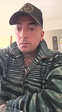 BigboyGirsbig online show from April 23, 2026, 3:03 pm