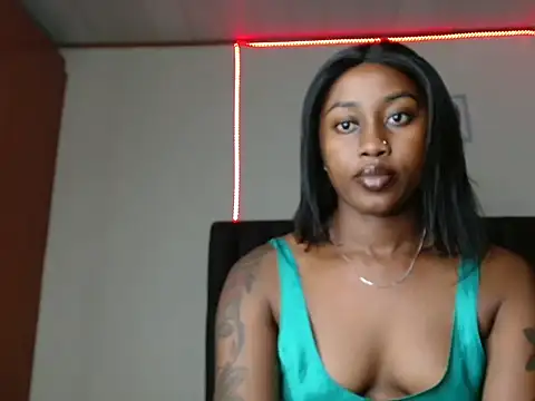 Snapshot of Miss_hot_candy chatting on January 13, 2025, 5:23 pm Miss hot candy online show from January 13, 2025, 5:23 pm