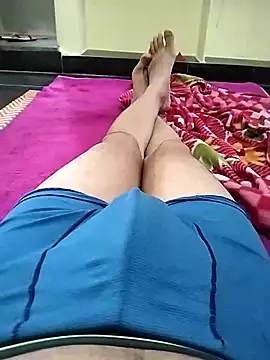 ConducedPant online show from September 14, 2025, 4:44 am