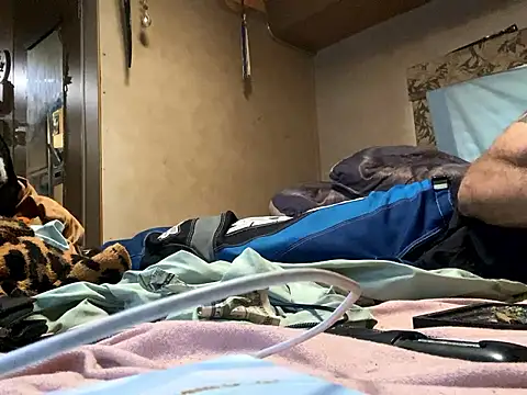 Snapshot of WilldoPita chatting on December 5, 2024, 6:33 pm WilldoPita online show from December 5, 2024, 6:33 pm