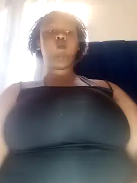 Snapshot of NippleMilkXx chatting on February 6, 2026, 9:34 am NippleMilkXx online show from February 6, 2026, 9:34 am