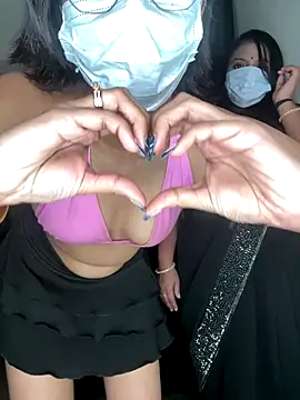 Snapshot of HotIndianCouple__8 chatting on November 4, 2025, 6:29 pm HotIndianCouple 8 online show from November 4, 2025, 6:29 pm