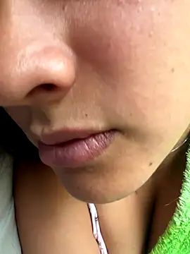 Shanonsex2 online show from October 17, 2025, 8:33 pm