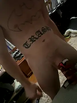 Snapshot of trash4cash chatting on November 17, 2025, 9:31 pm trash4cash online show from November 17, 2025, 9:31 pm