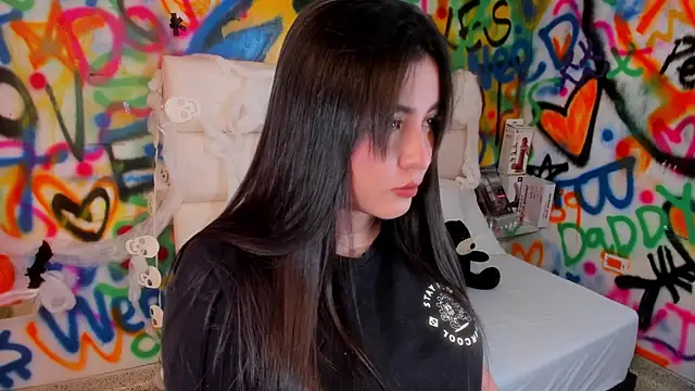 Liana Bernocchi online show from October 19, 2025, 8:09 pm