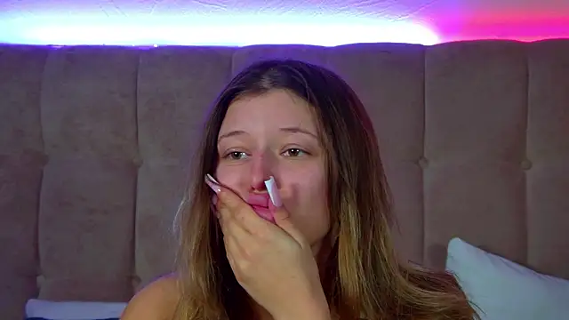 LiliaBianka online show from September 25, 2025, 6:28 am