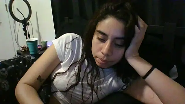 catrinasexy19 online show from March 18, 2025, 12:27 am