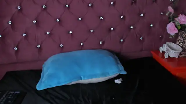 MaddyHudson online show from March 8, 2025, 9:51 pm