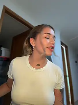 JoselinFlower  online show from February 26, 2026, 1:26 am