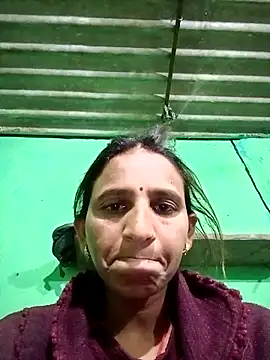 Baby  Shreya online show from November 12, 2025, 9:47 pm