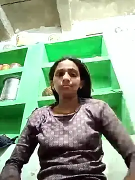 Baby  Shreya online show from April 7, 2026, 9:04 pm